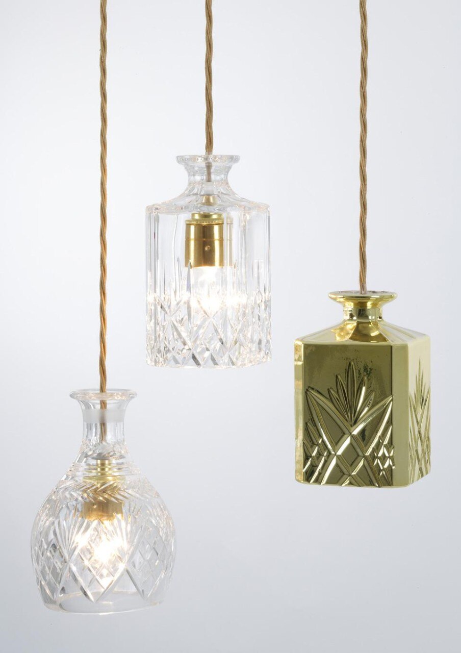 Zlatni Decanterlight; dizajn Lija Bruma || fotografija: ljubaznošću Lee Broom